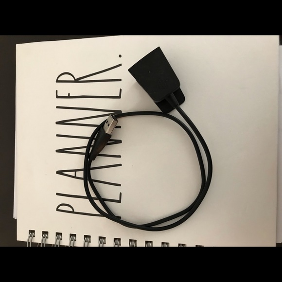 Fit Bit Charge - Picture 3 of 6